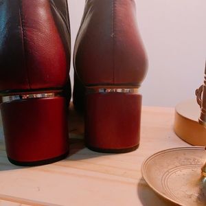 Franco Sarto Cabernet Red booties Women’s Sz 11